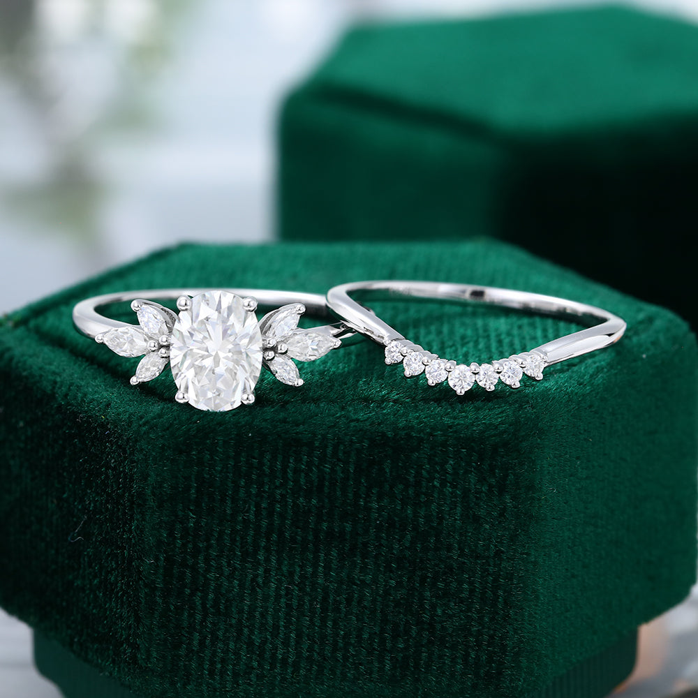 1.33 CT Oval Moissanite Cluster Bridal Ring Set