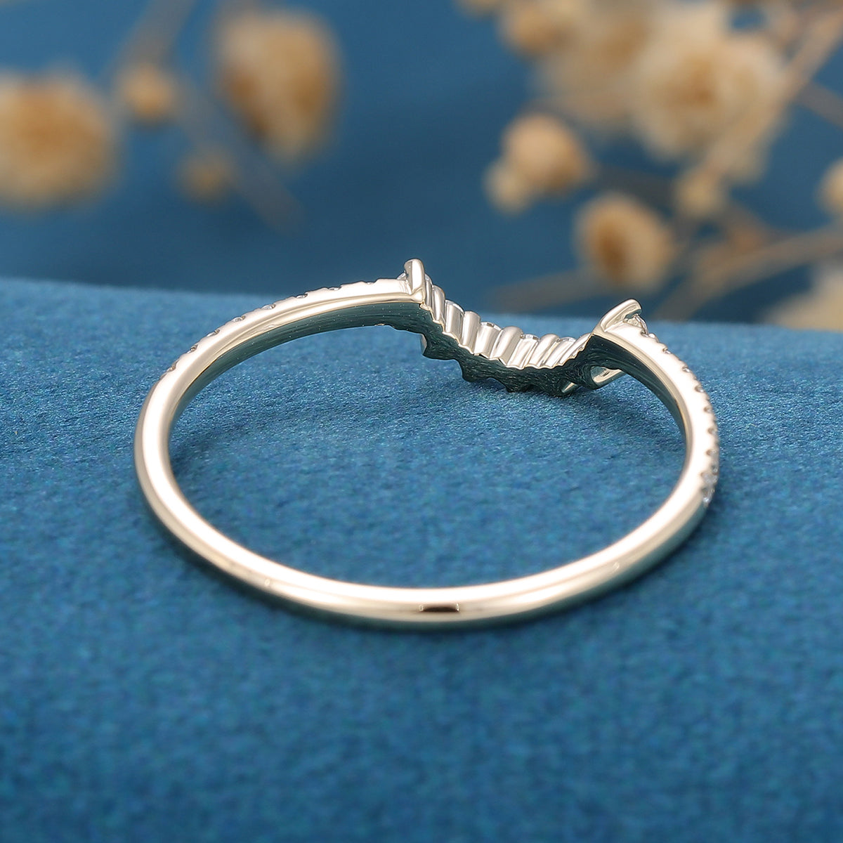 1.30 CT Round Shaped Moissanite Curved Wedding Band