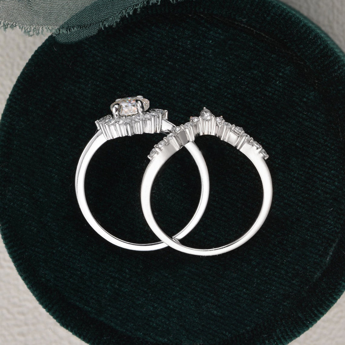 1.50 CT Pear Cut Cluster Moissanite Bridal Ring Set