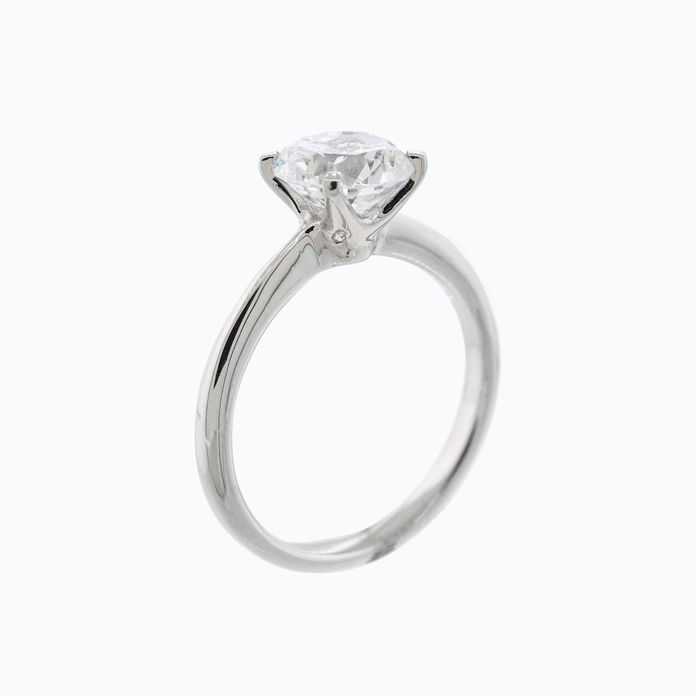 1.50 CT Round Shaped Moissanite Solitaire Engagement Ring
