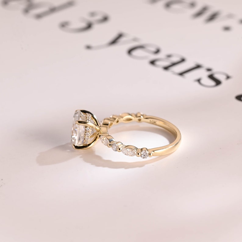 Stunning 1.0 - 2.0 CT Oval Moissanite Engagement Ring with Pave & Hidden Halo Design 5