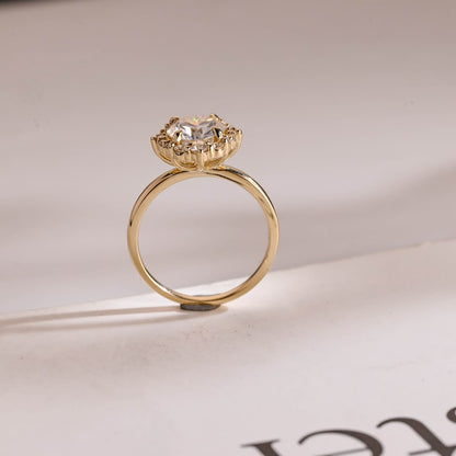Stunning 0.5 - 1.5 CT Round Moissanite Engagement Ring With Halo Design 8