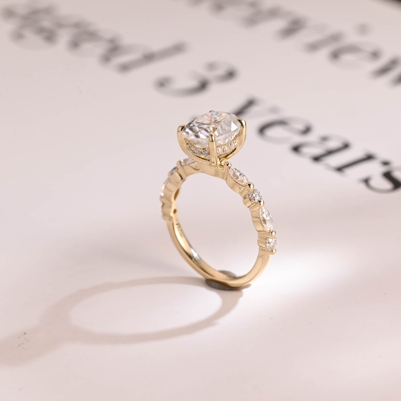 Stunning 1.0 - 2.0 CT Oval Moissanite Engagement Ring with Pave & Hidden Halo Design 3