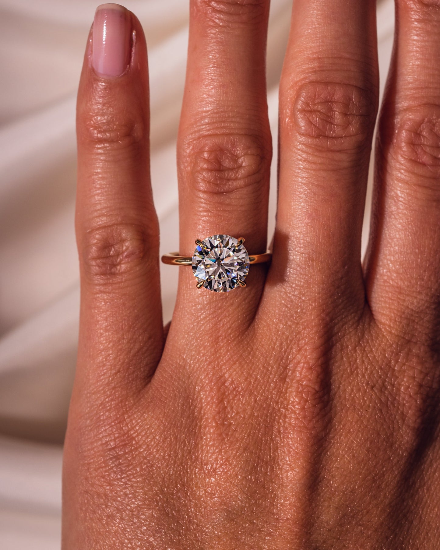 3.08 CT Round Cut Solitaire Hidden Halo Setting Moissanite Engagement Ring