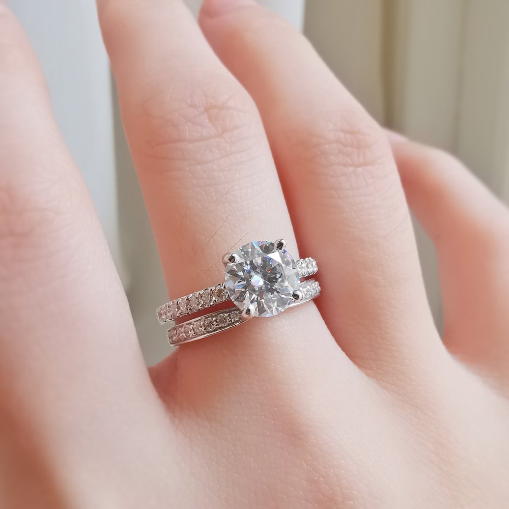 1.50 CT Round Shaped Moissanite Pave Setting Engagement Ring