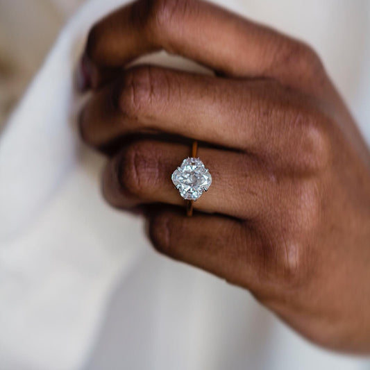 2.2 CT Oval Three Stone Moissanite Engagement Ring