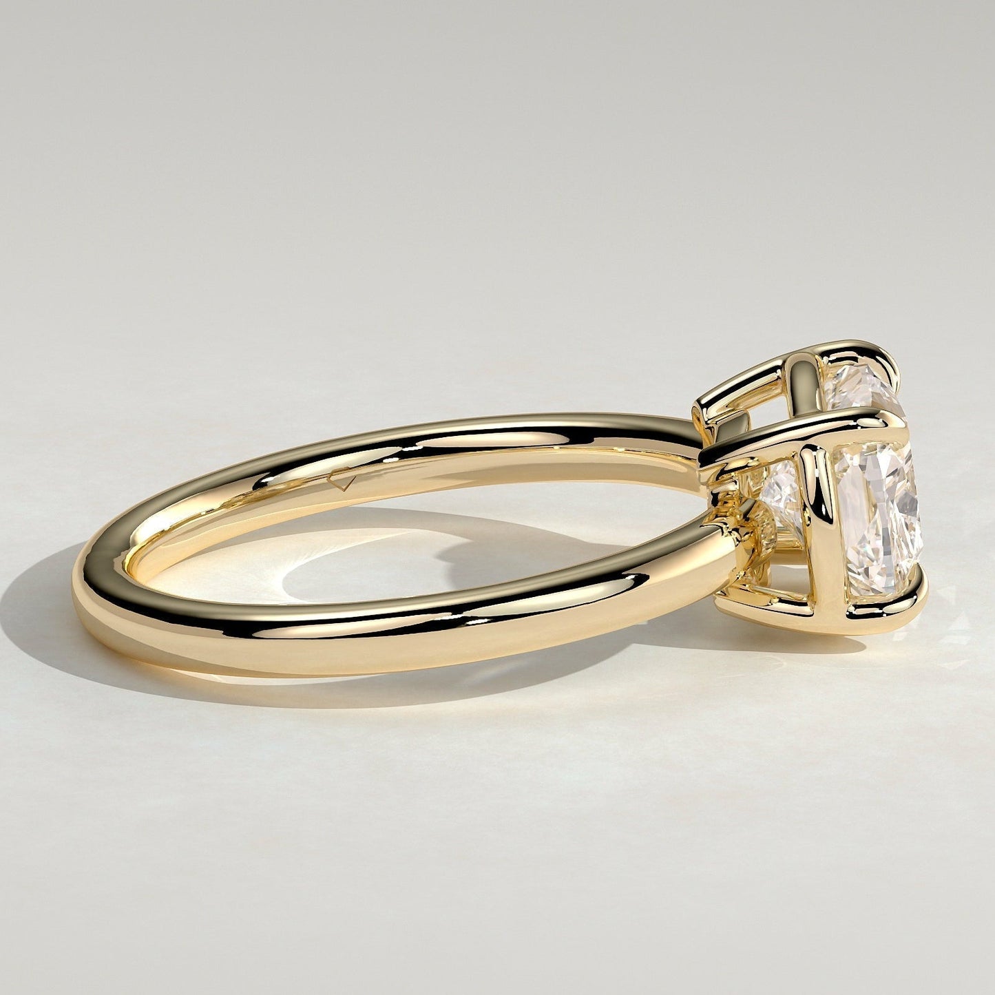 CUJ003