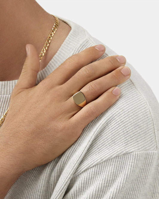 Signet Men's Wedding Band in Solid Gold 1