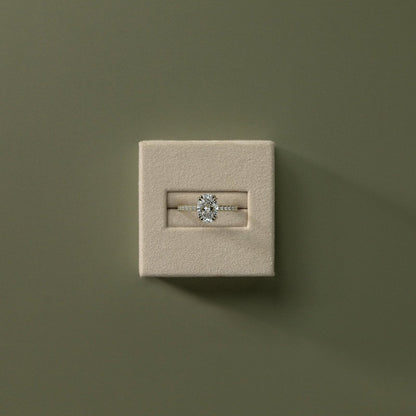 CUJ040