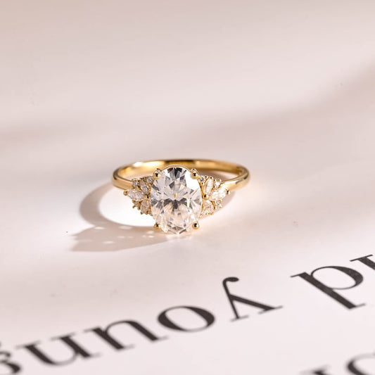 Stunning 1.0 - 2.0 CT Oval Moissanite Engagement Ring with Cluster Design 1