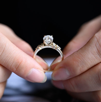 Stunning 1.0 - 2.0 CT Oval Moissanite Engagement Ring with Cluster Design 4