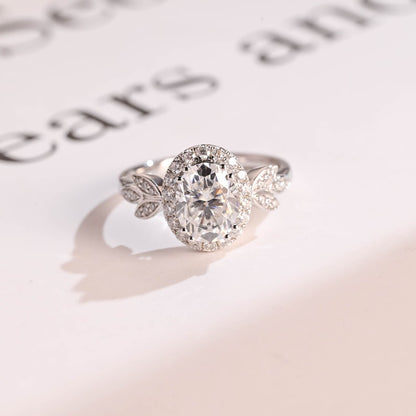 Stunning 1.0 - 2.0 CT Oval Moissanite Engagement Ring with Cluster Design 1