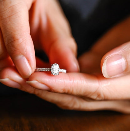 Stunning 1.0 - 2.0 CT Oval Moissanite Engagement Ring with Cathedral Design 2