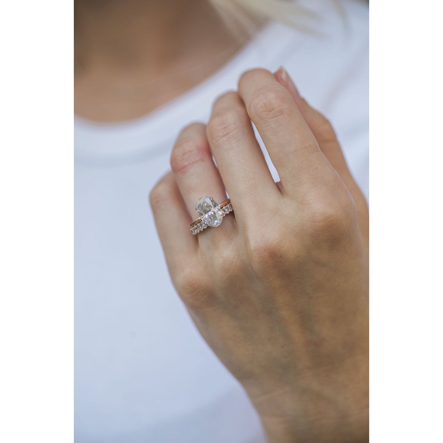 4.0 CT Oval Solitaire Moissanite Engagement Ring