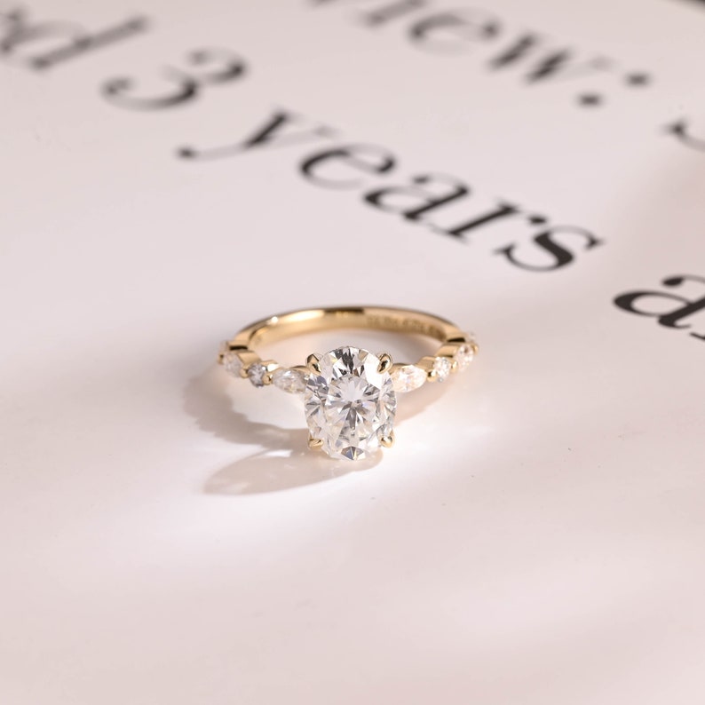 Stunning 1.0 - 2.0 CT Oval Moissanite Engagement Ring with Pave & Hidden Halo Design 1