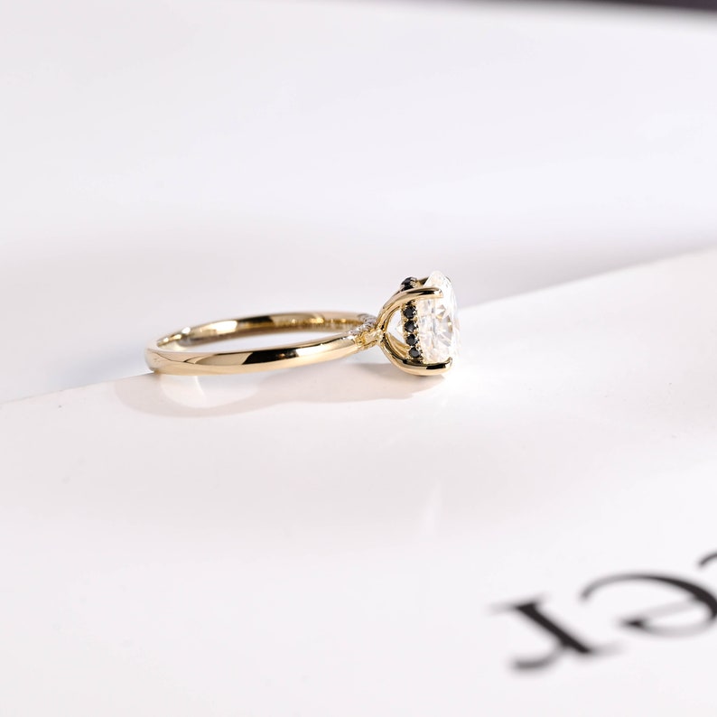 Stunning 1.0 - 2.0 CT Oval Moissanite Engagement Ring with Hidden Halo Design 10