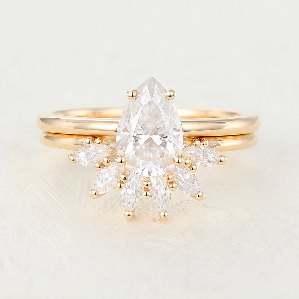 1.50 CT Pear Moissanite Solitaire Bridal Ring Set