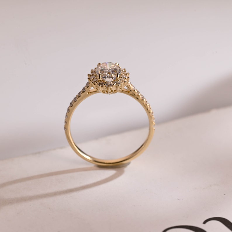 Stunning 1.0 - 2.0 CT Oval Moissanite Engagement Ring with Pave & Halo Design 8