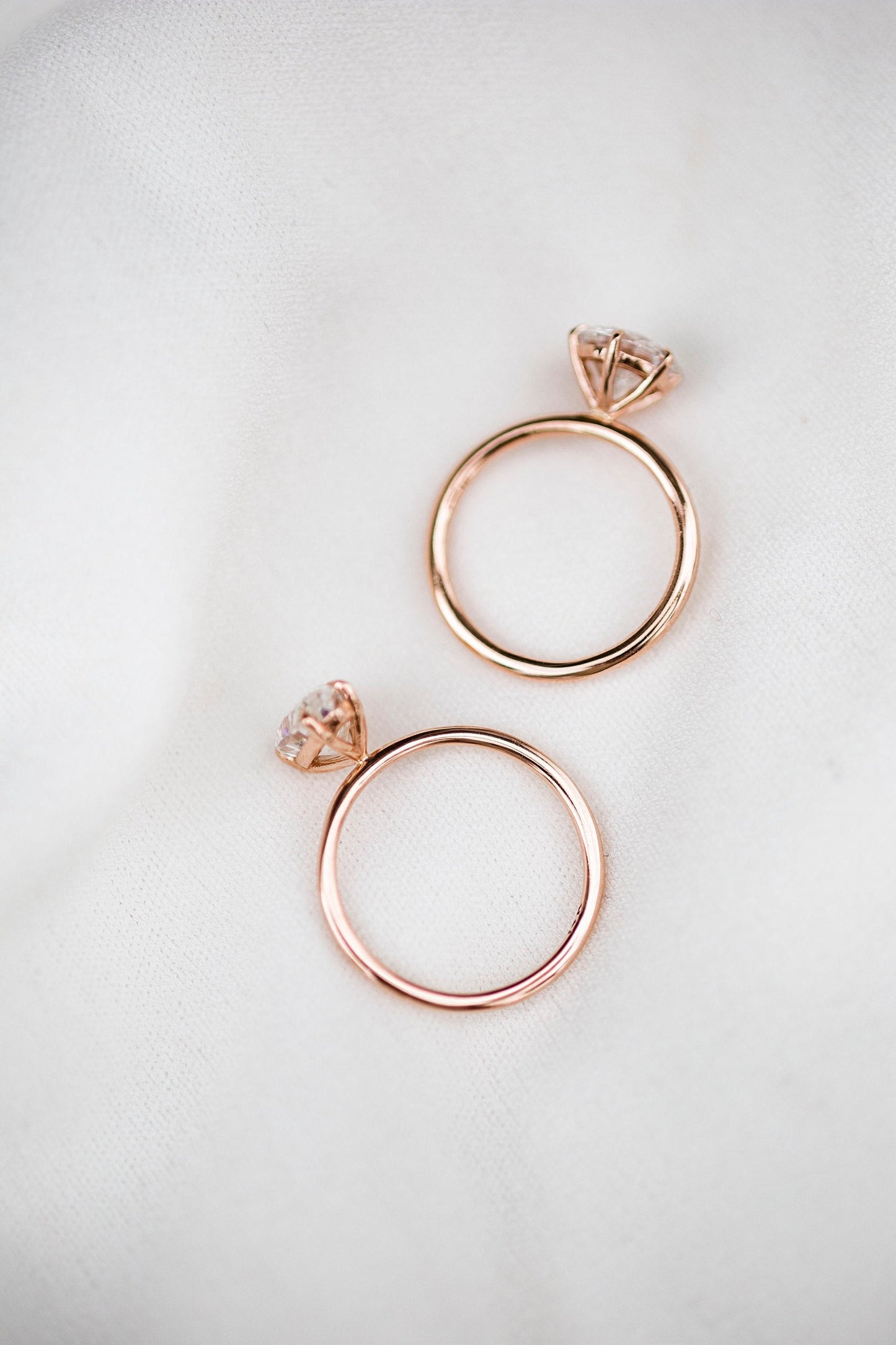 2.0 CT Pear Solitaire Moissanite Engagement Ring