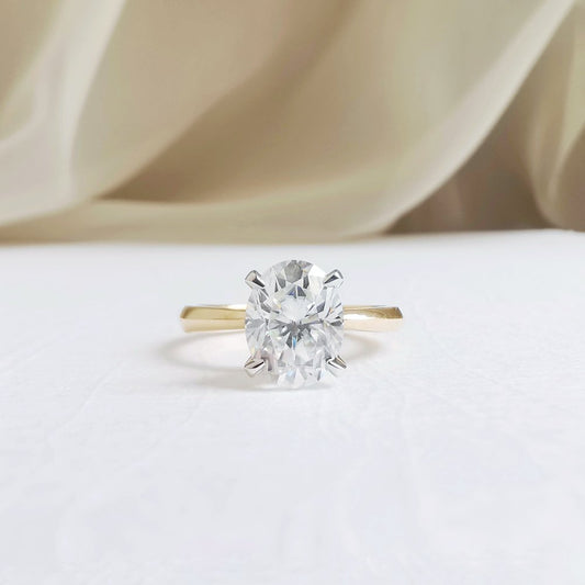 2.0 CT Oval Shaped Moissanite Solitaire Engagement Ring