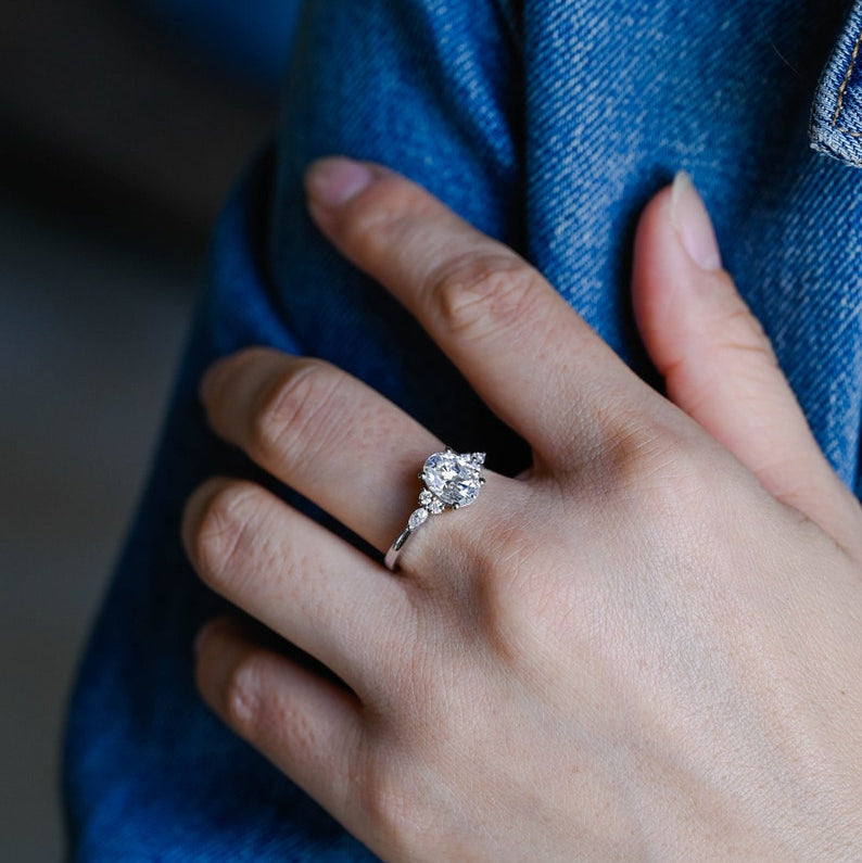 Stunning 1.0 - 2.0 CT Oval Moissanite Engagement Ring with Cluster Design 6