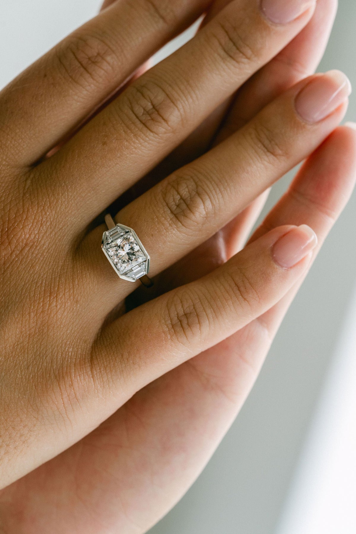 3.0 CT Elongated Cushion Solitaire Lab Grown Diamond Engagement Ringt