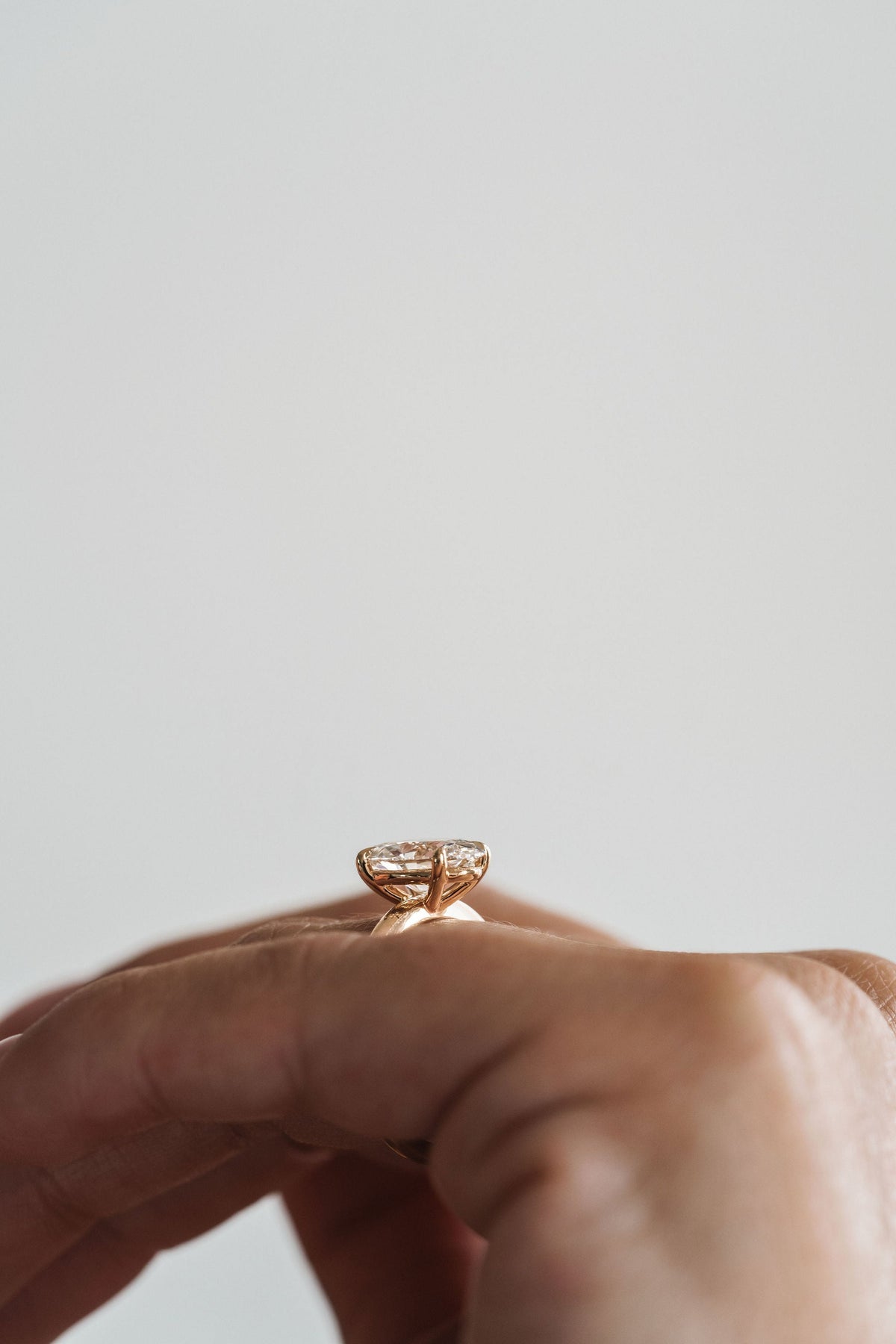 3.0 CT Elongated Cushion Solitaire Lab Grown Diamond Engagement Ringt