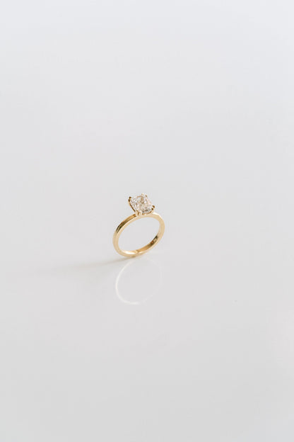 3.0 CT Elongated Cushion Solitaire Lab Grown Diamond Engagement Ringt