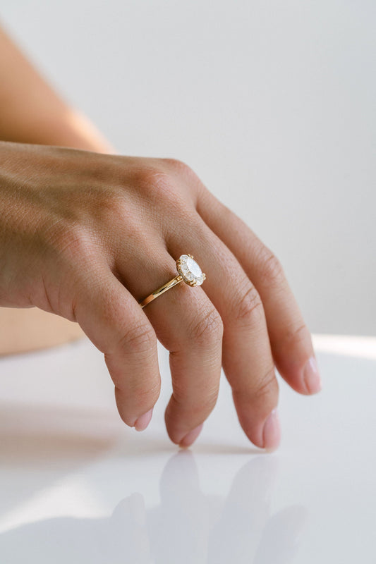 3.0 CT Elongated Cushion Solitaire Lab Grown Diamond Engagement Ringt