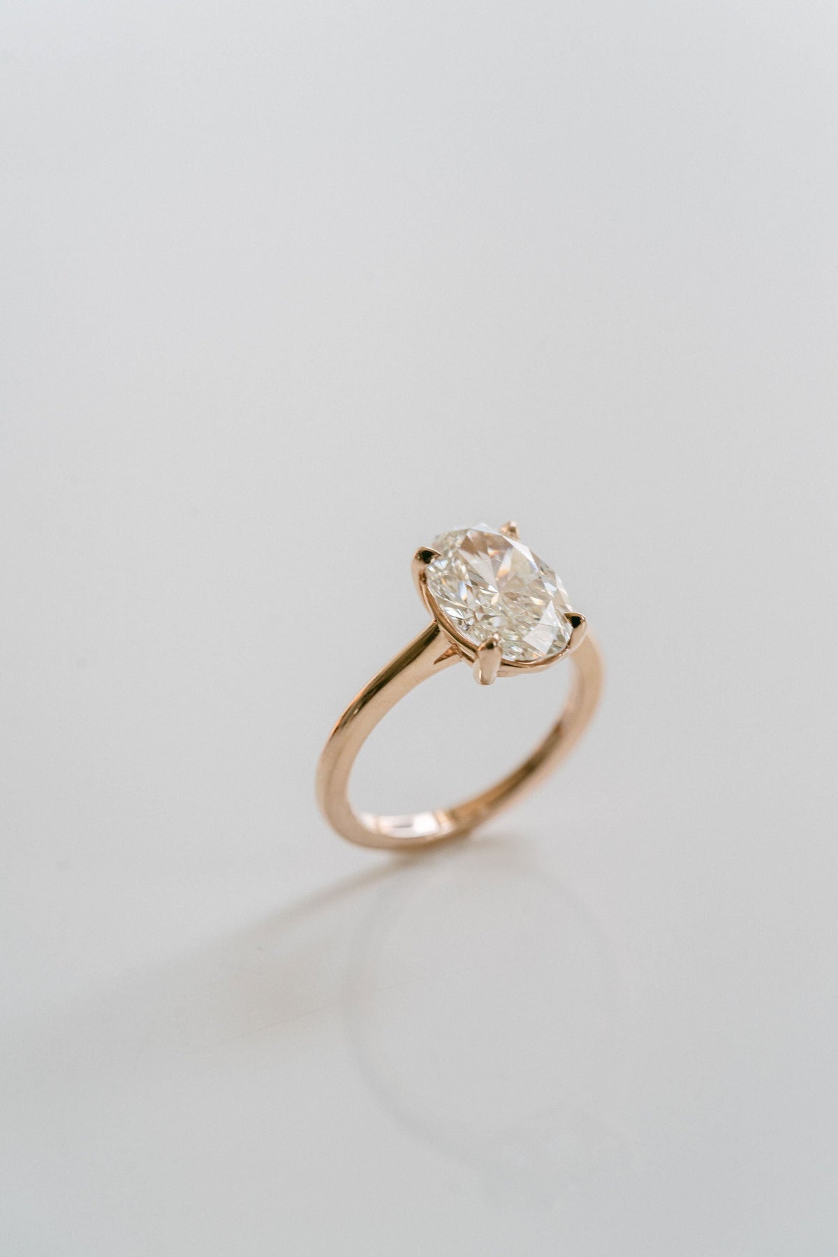 3.0 CT Elongated Cushion Solitaire Lab Grown Diamond Engagement Ringt