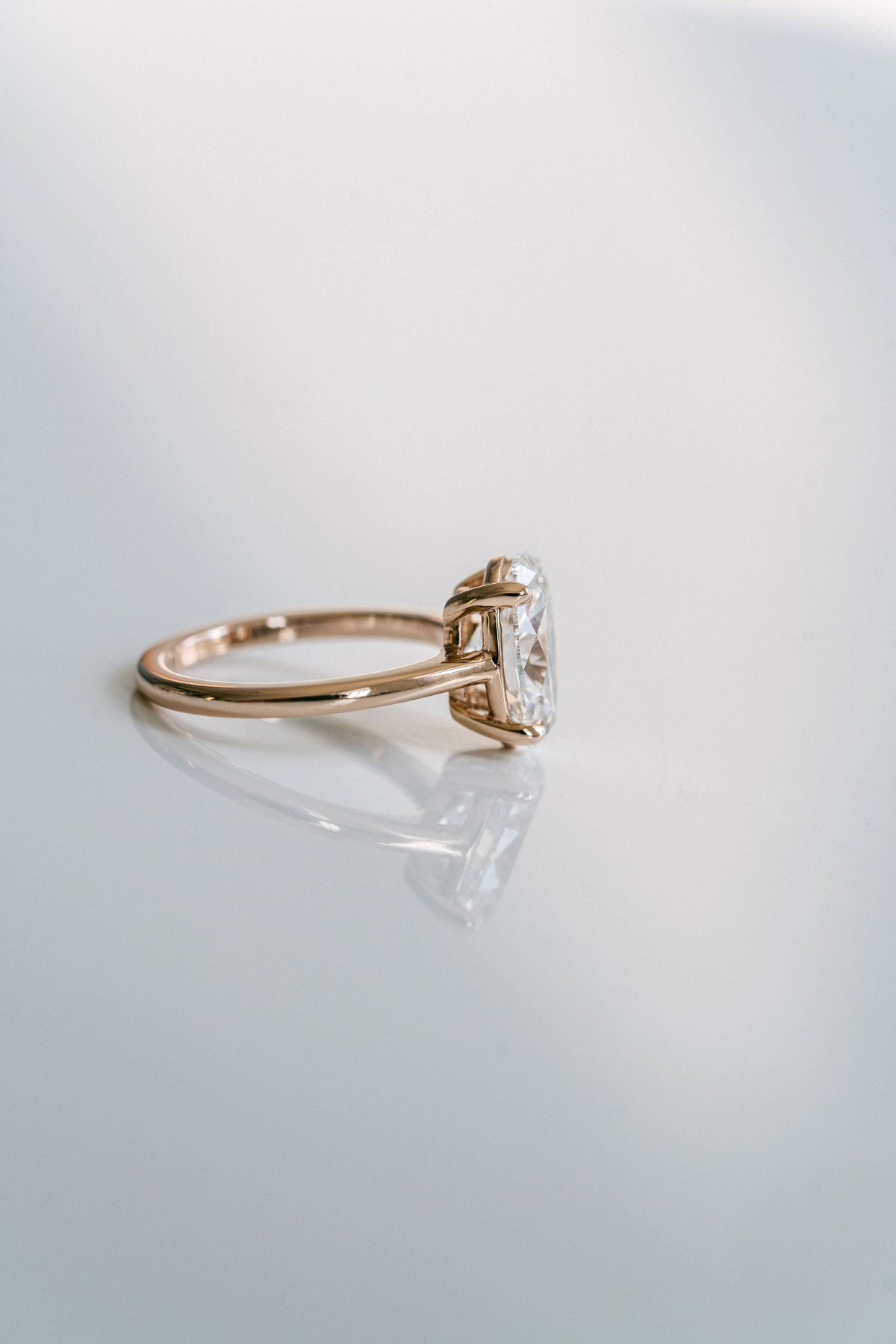 3.0 CT Elongated Cushion Solitaire Lab Grown Diamond Engagement Ringt