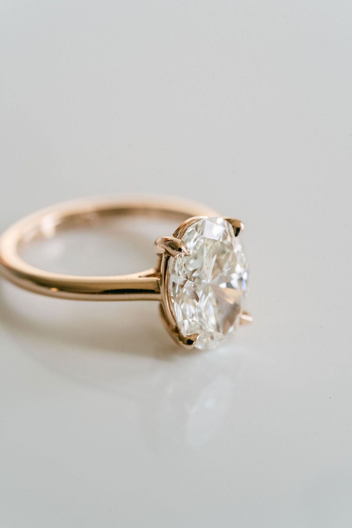 3.0 CT Elongated Cushion Solitaire Lab Grown Diamond Engagement Ringt