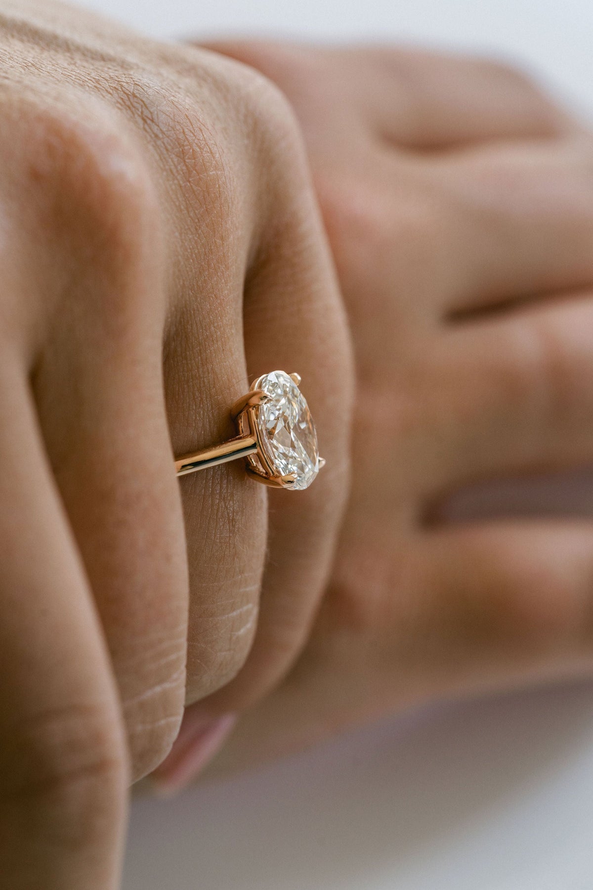 3.0 CT Elongated Cushion Solitaire Lab Grown Diamond Engagement Ringt