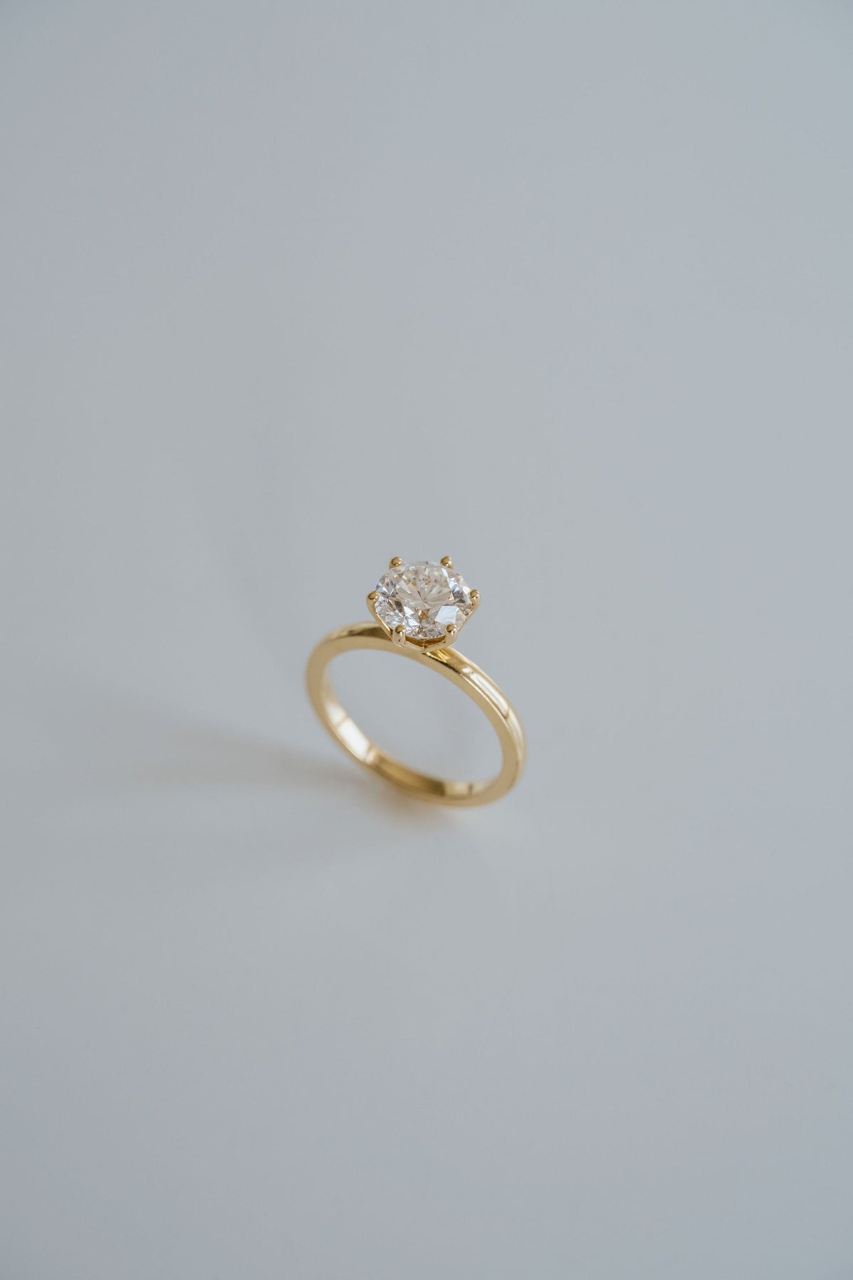 3.0 CT Elongated Cushion Solitaire Lab Grown Diamond Engagement Ringt