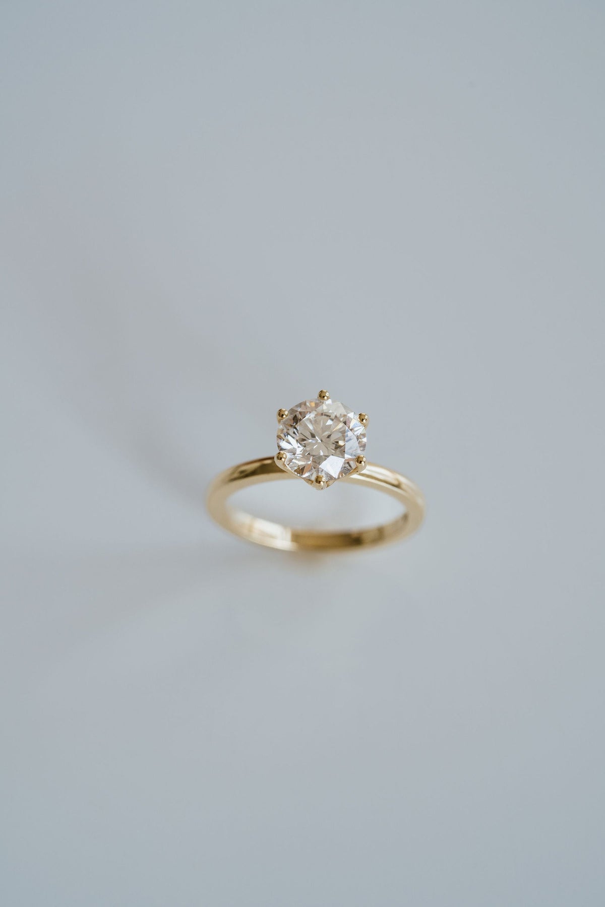 3.0 CT Elongated Cushion Solitaire Lab Grown Diamond Engagement Ringt