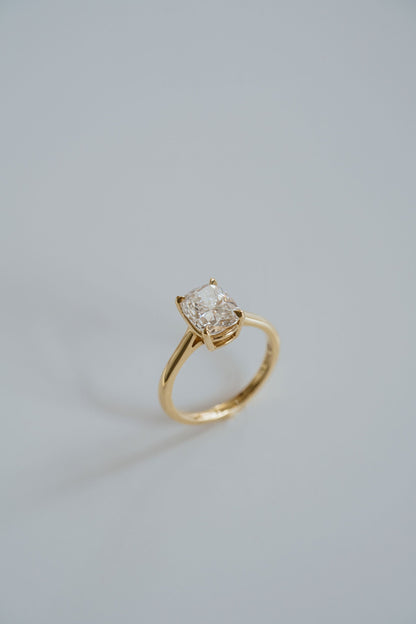 3.0 CT Elongated Cushion Solitaire Lab Grown Diamond Engagement Ringt