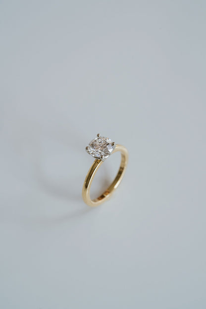 3.0 CT Elongated Cushion Solitaire Lab Grown Diamond Engagement Ringt