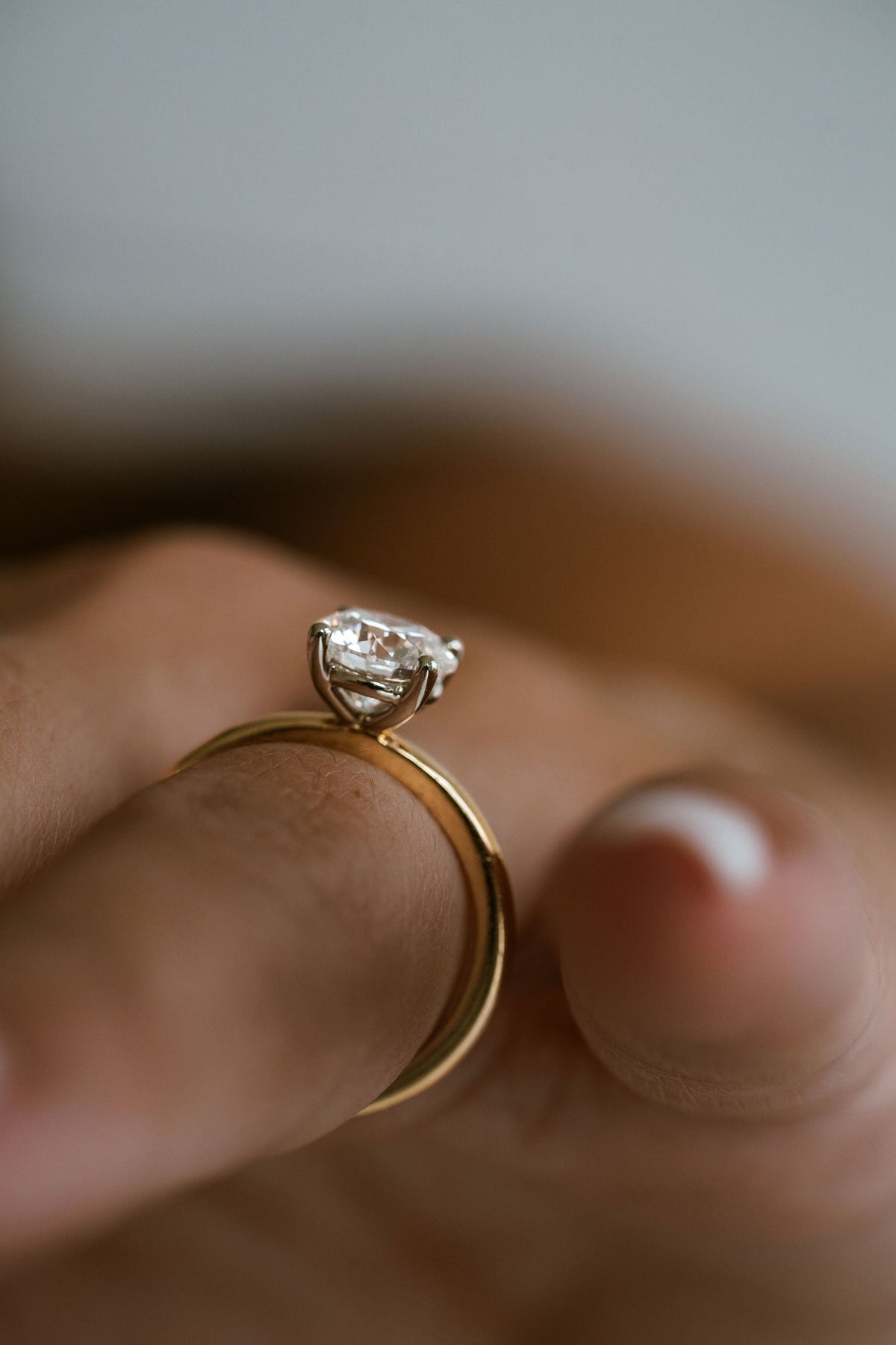 3.0 CT Elongated Cushion Solitaire Lab Grown Diamond Engagement Ringt