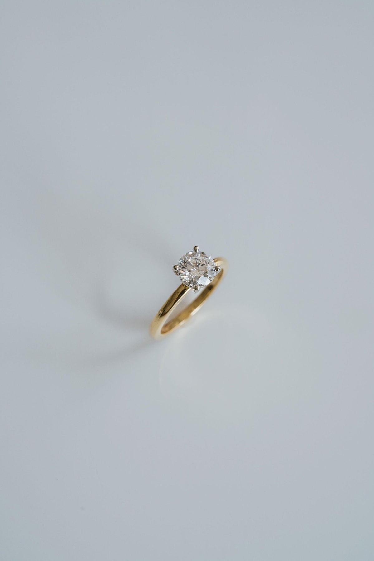 3.0 CT Elongated Cushion Solitaire Lab Grown Diamond Engagement Ringt