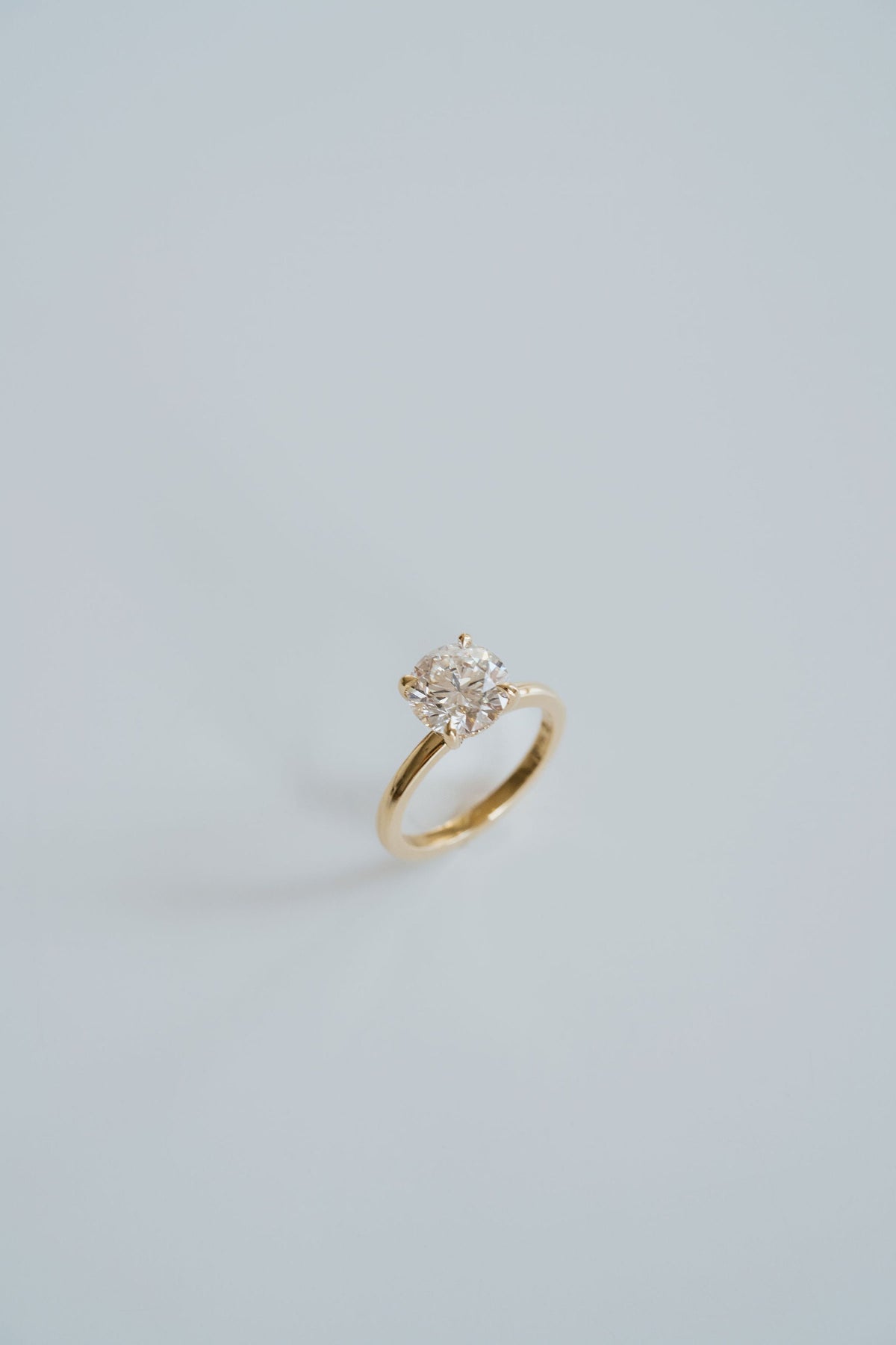 3.0 CT Elongated Cushion Solitaire Lab Grown Diamond Engagement Ringt