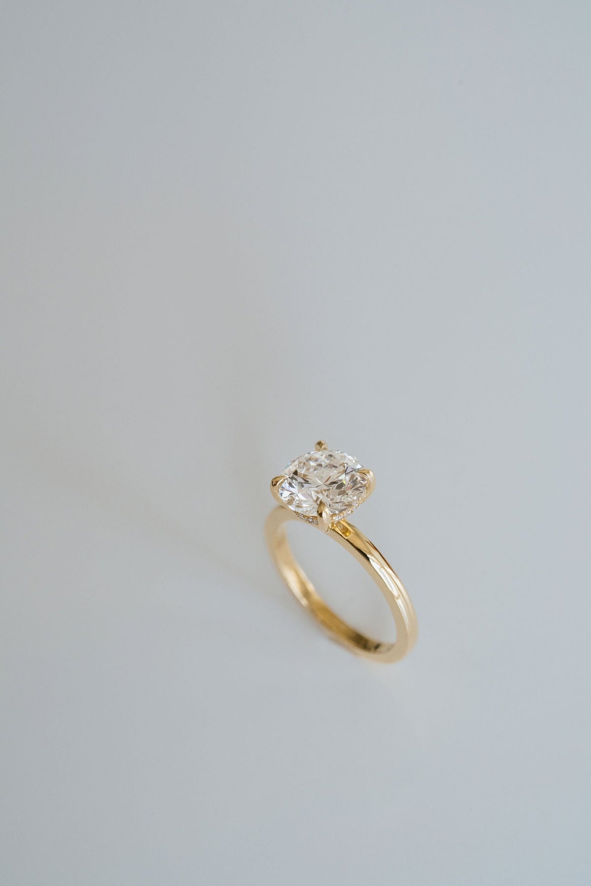 3.0 CT Elongated Cushion Solitaire Lab Grown Diamond Engagement Ringt