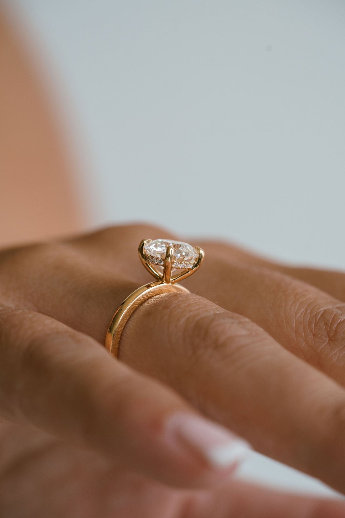 3.0 CT Elongated Cushion Solitaire Lab Grown Diamond Engagement Ringt