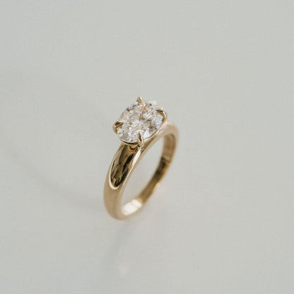 3.0 CT Elongated Cushion Solitaire Lab Grown Diamond Engagement Ringt