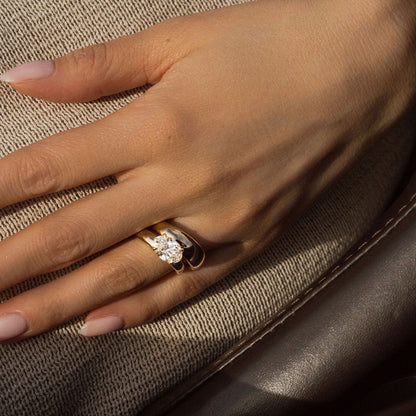 3.0 CT Elongated Cushion Solitaire Lab Grown Diamond Engagement Ringt