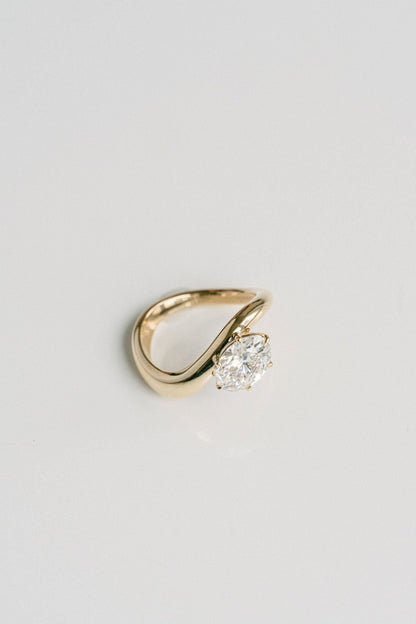 3.0 CT Elongated Cushion Solitaire Lab Grown Diamond Engagement Ringt