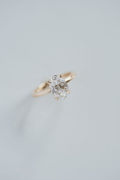3.0 CT Elongated Cushion Solitaire Lab Grown Diamond Engagement Ringt