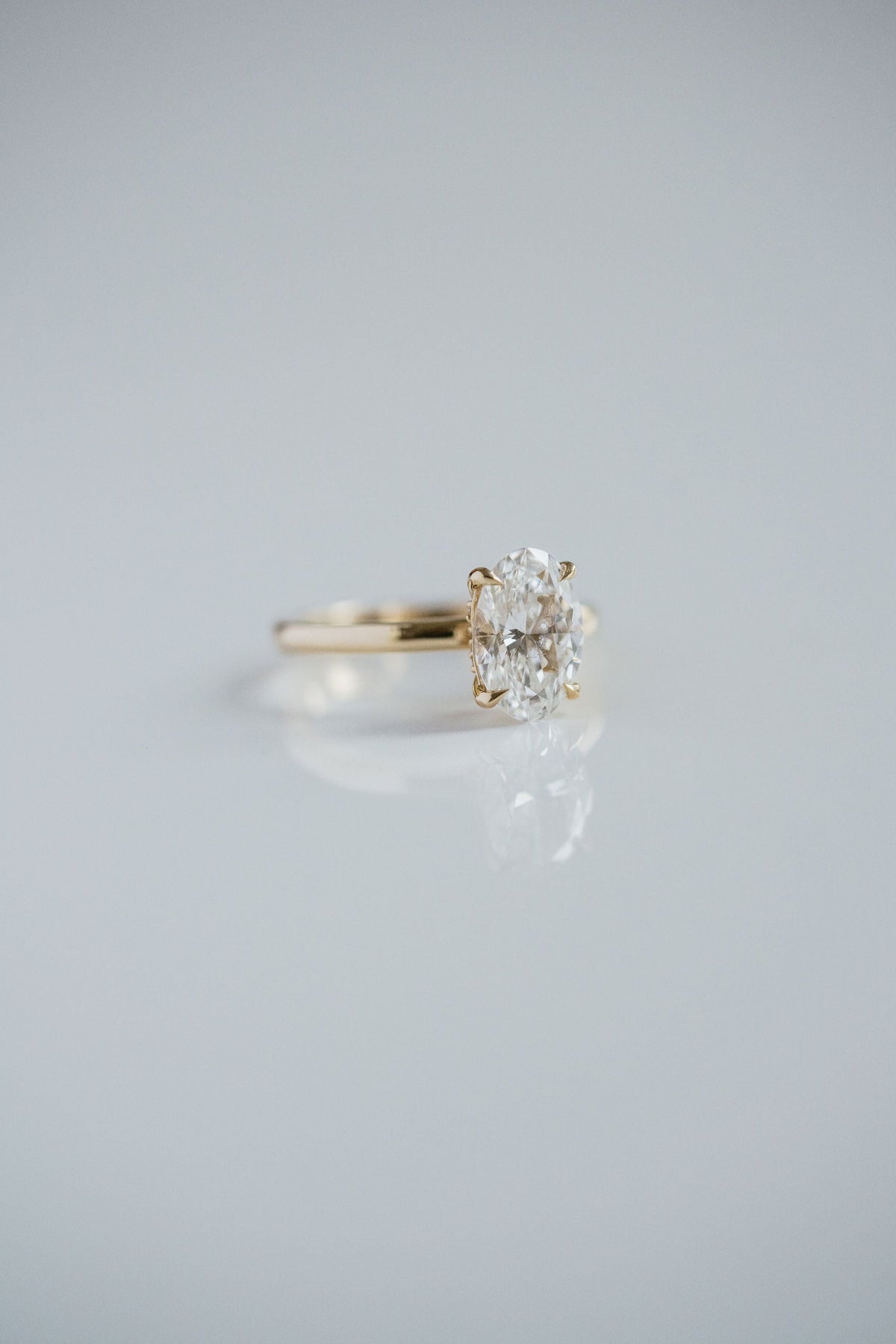 3.0 CT Elongated Cushion Solitaire Lab Grown Diamond Engagement Ringt