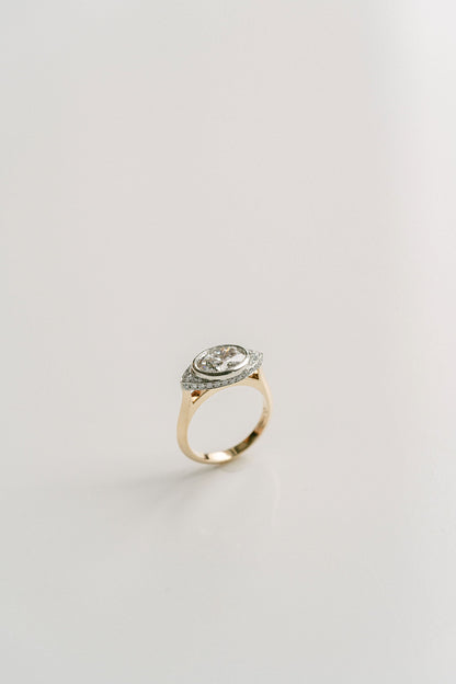 3.0 CT Elongated Cushion Solitaire Lab Grown Diamond Engagement Ringt