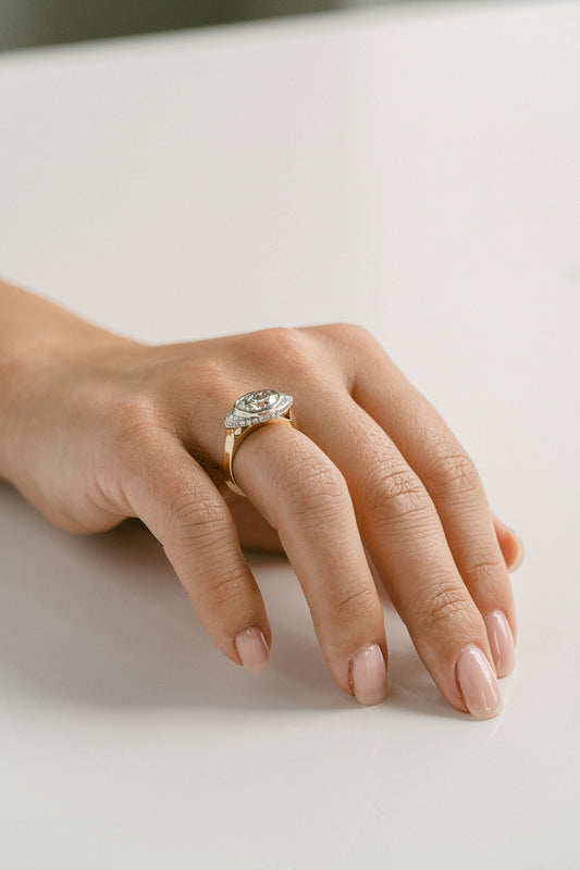 3.0 CT Elongated Cushion Solitaire Lab Grown Diamond Engagement Ringt