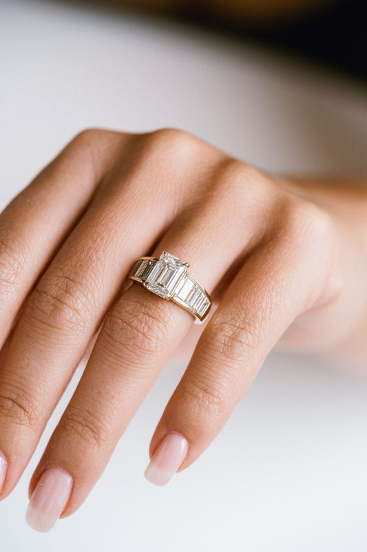 3.0 CT Elongated Cushion Solitaire Lab Grown Diamond Engagement Ringt